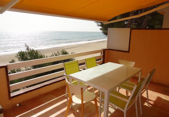 Apartamento en Mont-Roig del Camp - Primera linea de playa Guardamar 11351