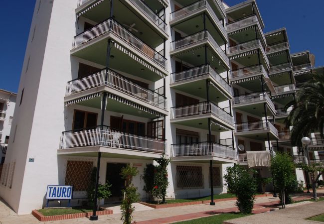 Ferienwohnung in Salou - Tauro Zeus Apartments Salou
