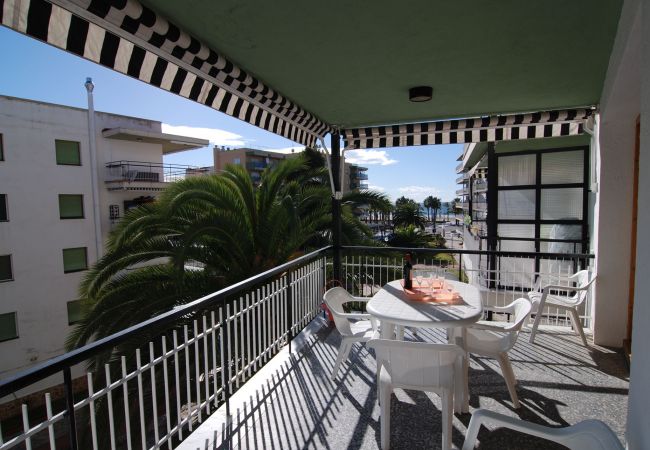 Ferienwohnung in Salou - Tauro Zeus Apartments Salou