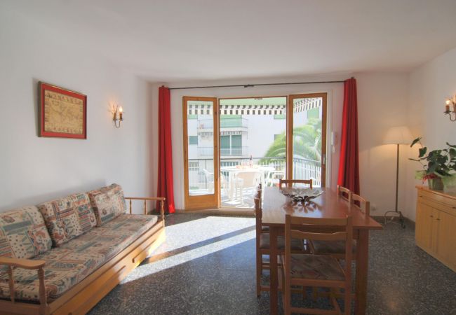Ferienwohnung in Salou - Tauro Zeus Apartments Salou