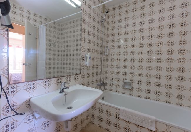 Ferienwohnung in Salou - Albatros Apartamento 2 habitaciones vista al mar