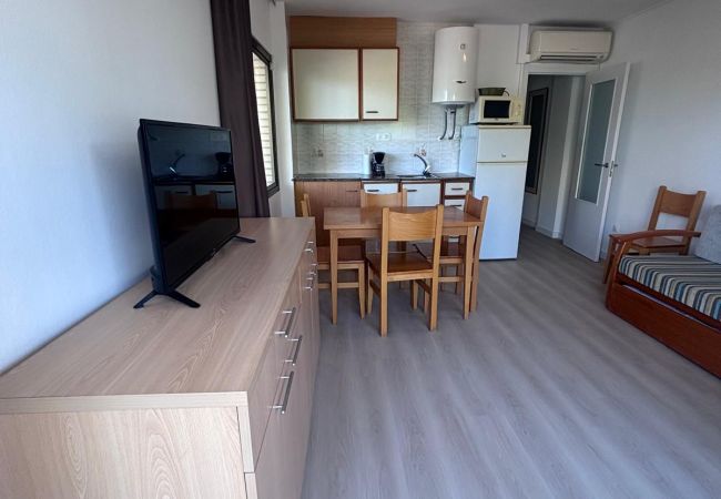 Apartment in Salou - Sant Jordi Zeus Salou 33401